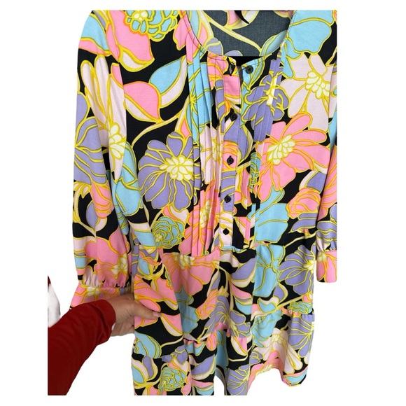 Who What Wear bright floral tiered dress with pockets Medium - Picture 6 of 6